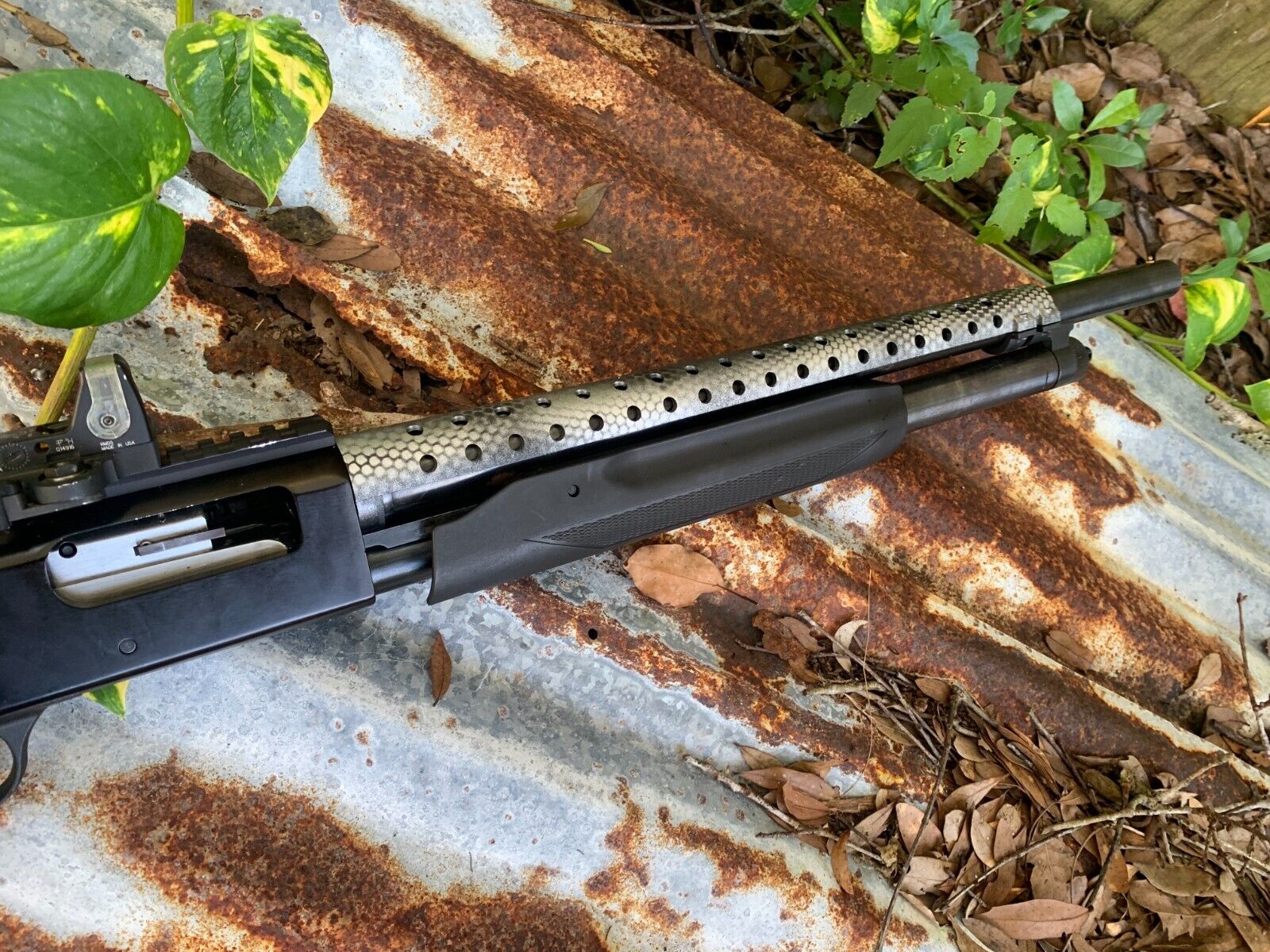 Custom MARINECOAT SILVER GRID Pardner Pump Heat Shield Shotgun-img-8