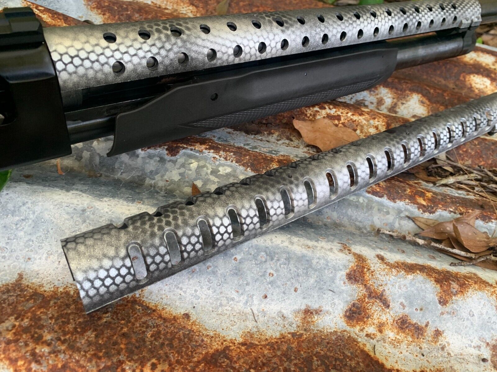 Custom MARINECOAT SILVER GRID HAWK 982 Heat Shield Shotgun-img-9